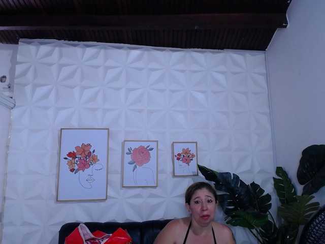 Preview of valentina-mature