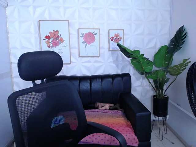 Preview of valentina-mature