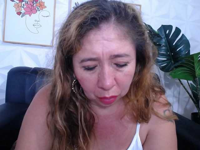 Valentina-mature's BongaCams show and profile