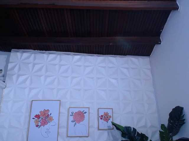 Valentina-mature's BongaCams show and profile