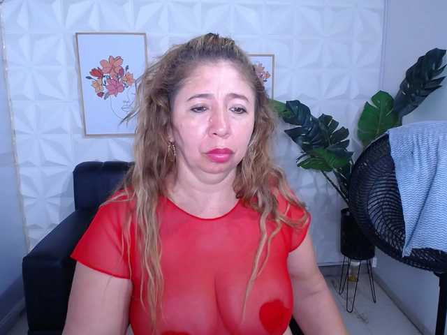 Valentina-mature's BongaCams show and profile