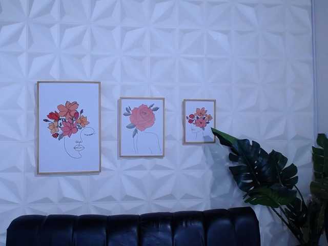 Valentina-mature's BongaCams show and profile