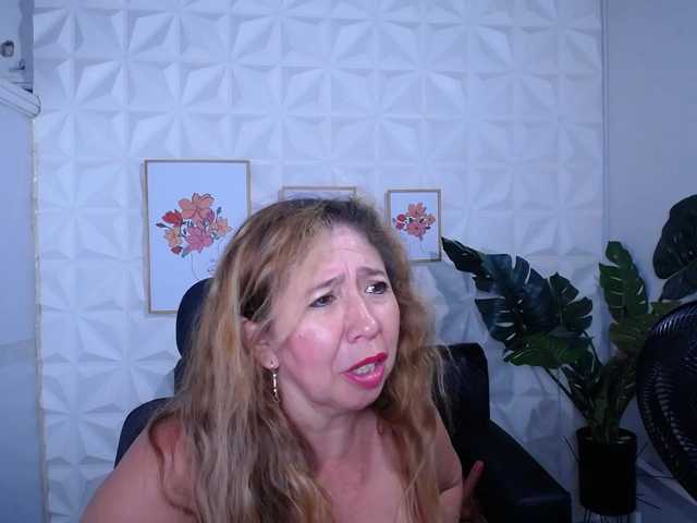 Valentina-mature's BongaCams show and profile