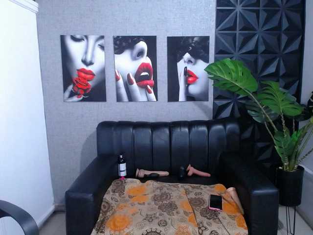 Valentina-mature's BongaCams show and profile