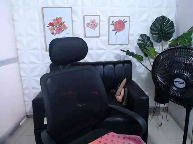 Valentina-mature webcam