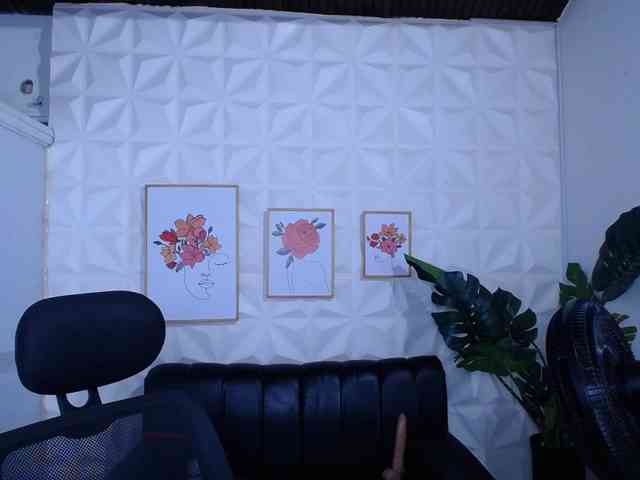 Valentina-mature webcam