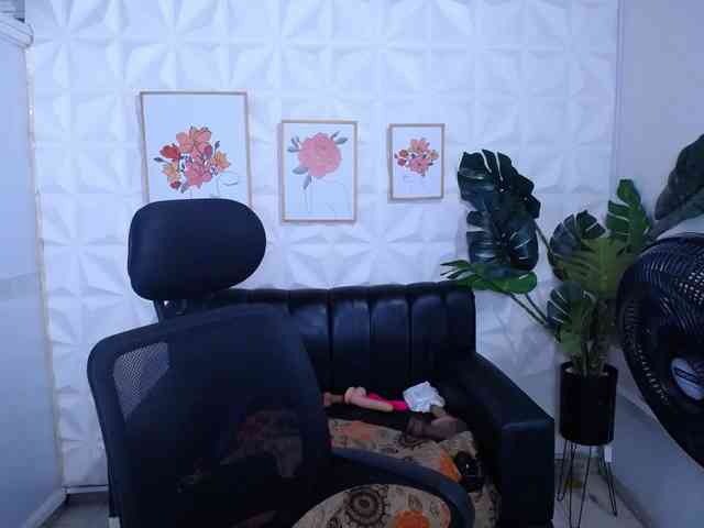 Valentina-mature webcam