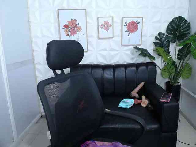 Valentina-mature webcam