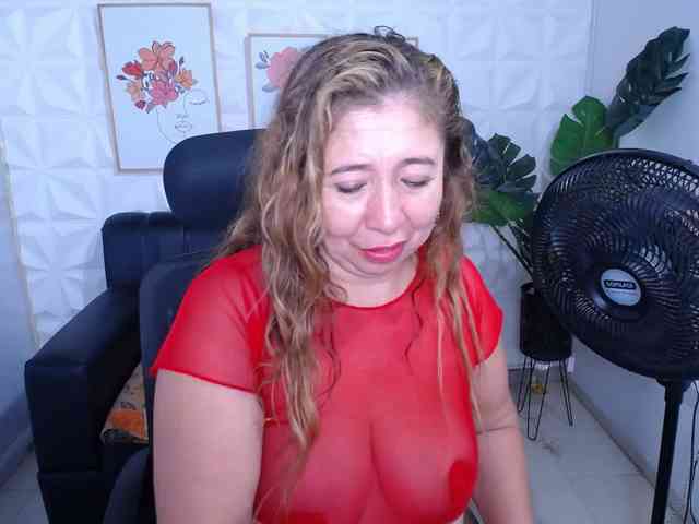 Valentina-mature webcam