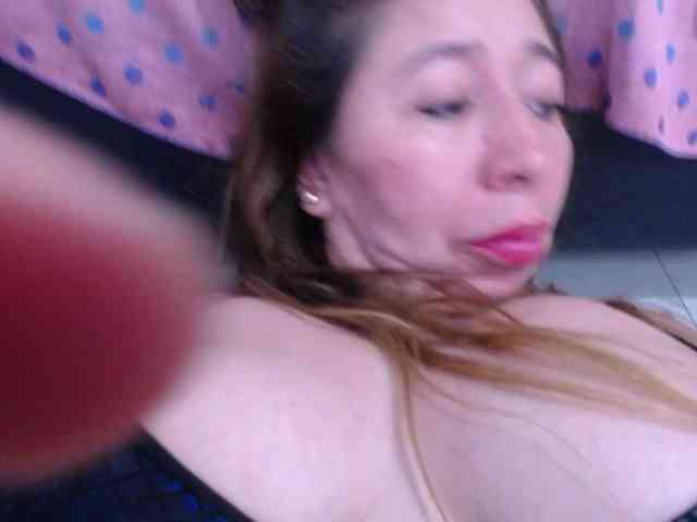 Valentina-mature webcam