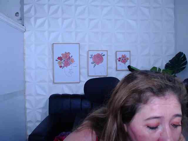 Valentina-mature