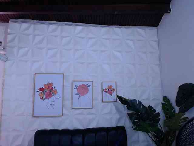 Valentina-mature webcam