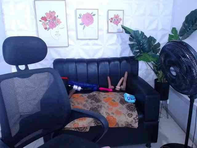 Valentina-mature webcam