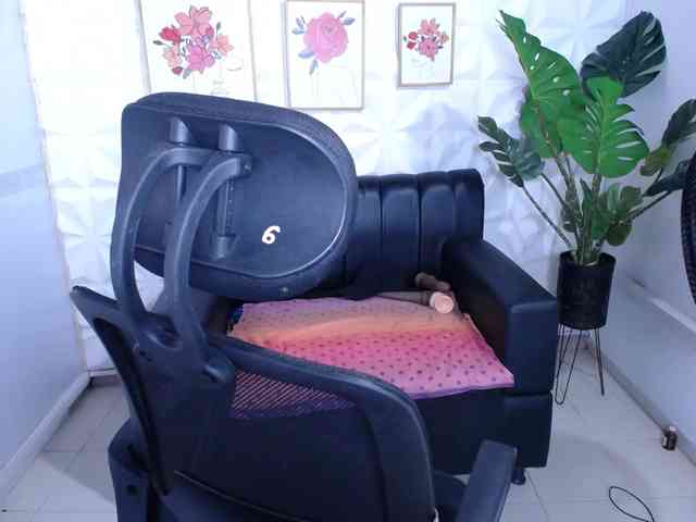 Valentina-mature webcam