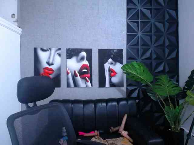 Valentina-mature webcam