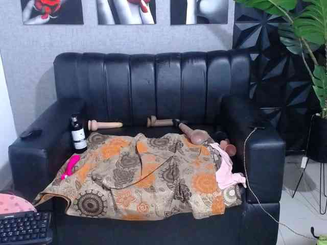 Valentina-mature webcam