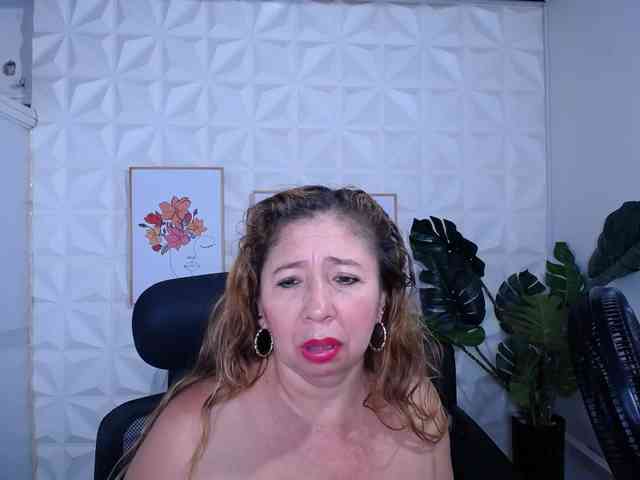 Valentina-mature webcam