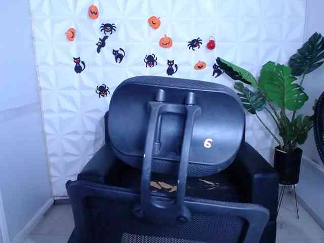 Valentina-mature webcam