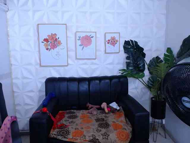 Valentina-mature webcam