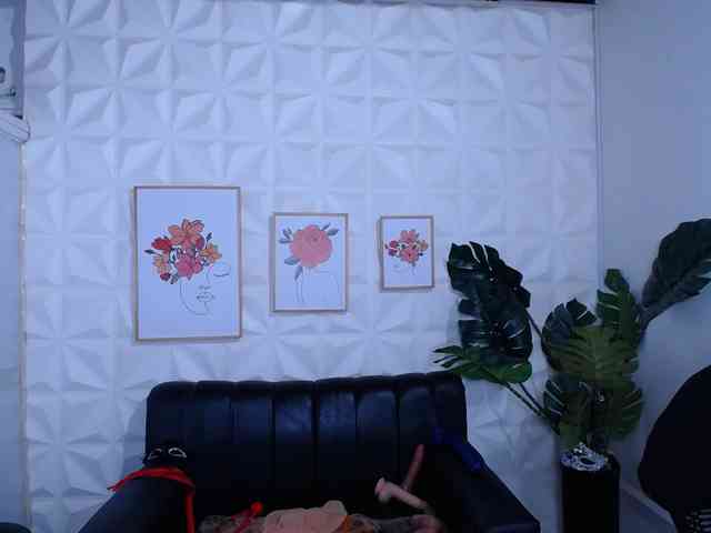 Valentina-mature webcam