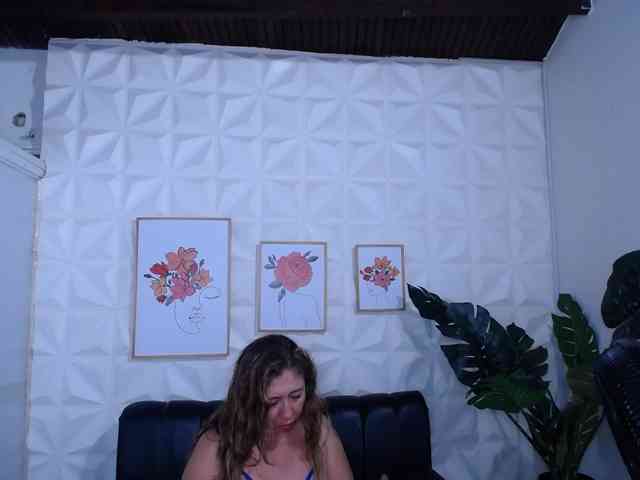 Valentina-mature webcam