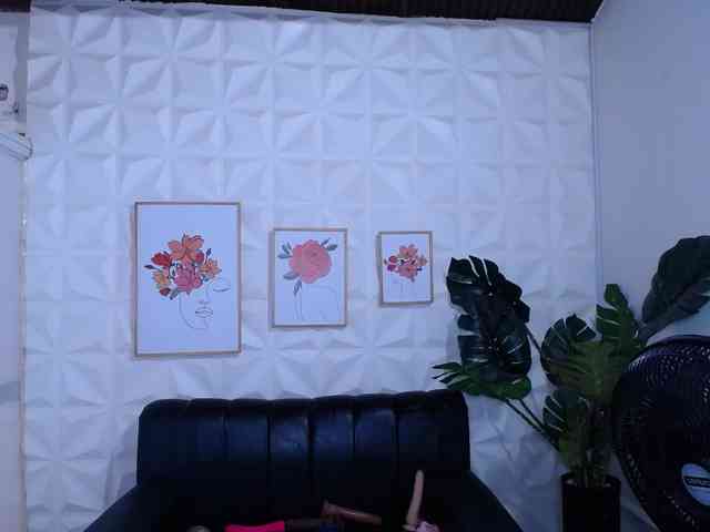 Valentina-mature webcam