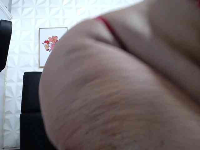 Valentina-mature webcam
