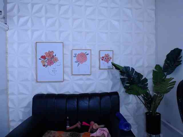 Valentina-mature webcam