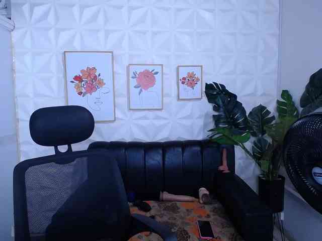 Valentina-mature webcam