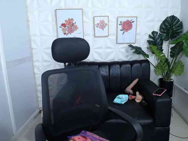 Valentina-mature webcam