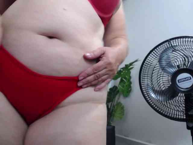 Valentina-mature webcam