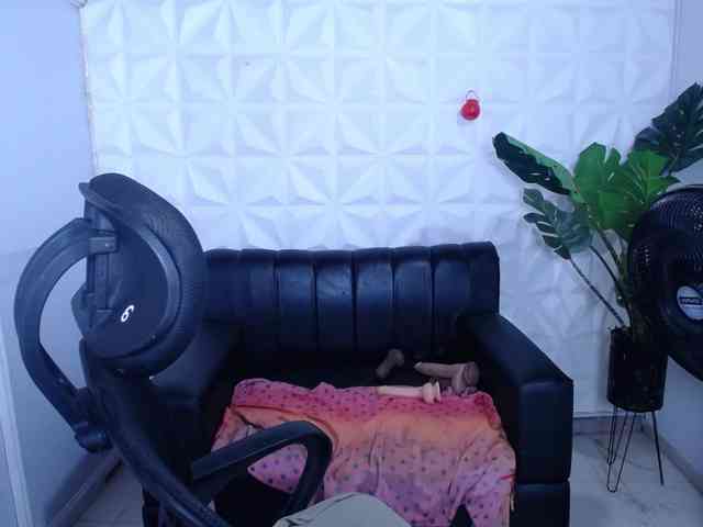 Valentina-mature webcam