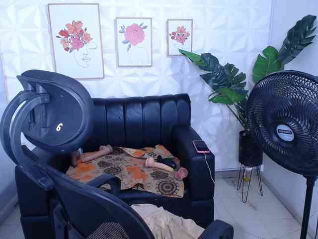 Valentina-mature webcam