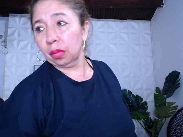 Valentina-mature webcam