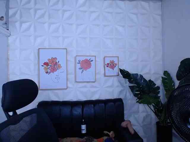 Valentina-mature webcam