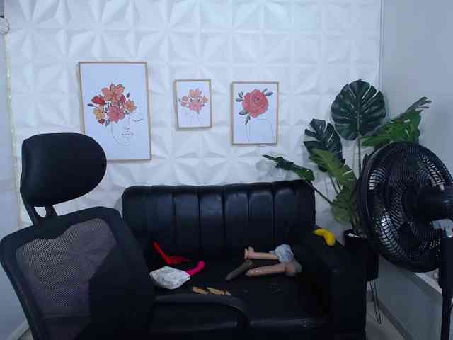 Valentina-mature webcam