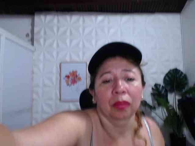 Valentina-mature webcam