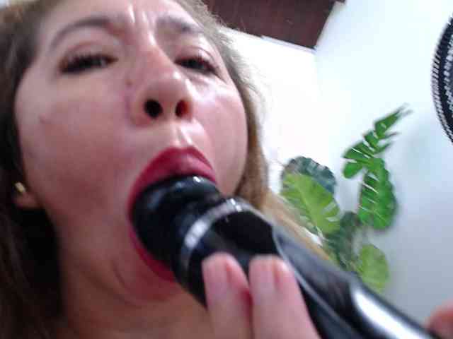 Valentina-mature webcam