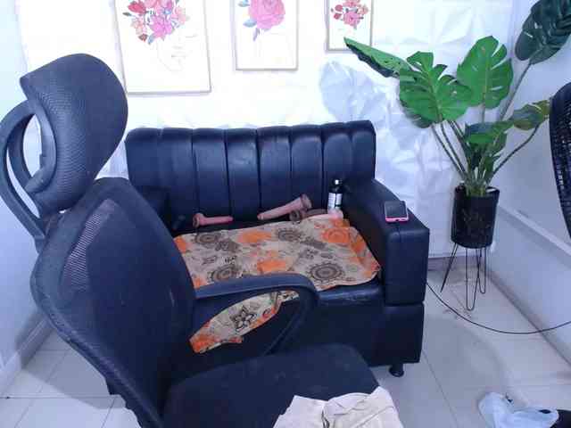 Valentina-mature webcam