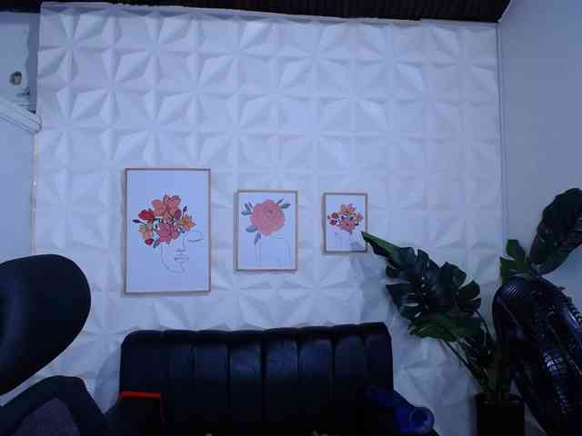 Valentina-mature webcam