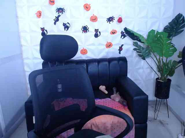Valentina-mature webcam