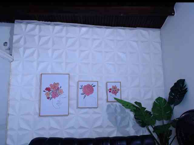 Valentina-mature webcam