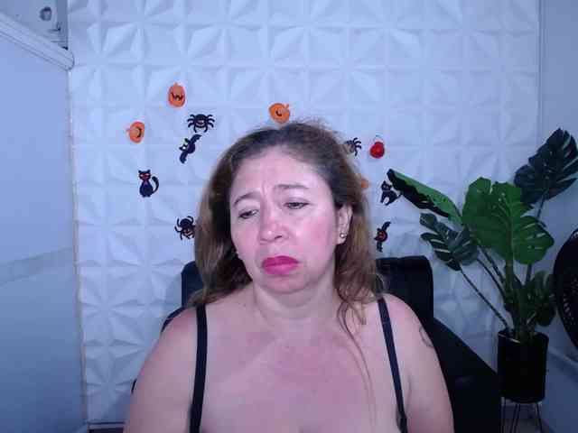 Valentina-mature webcam