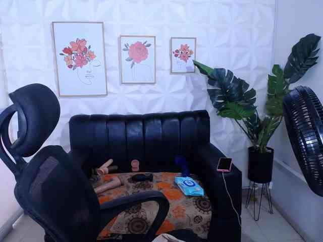 Valentina-mature webcam