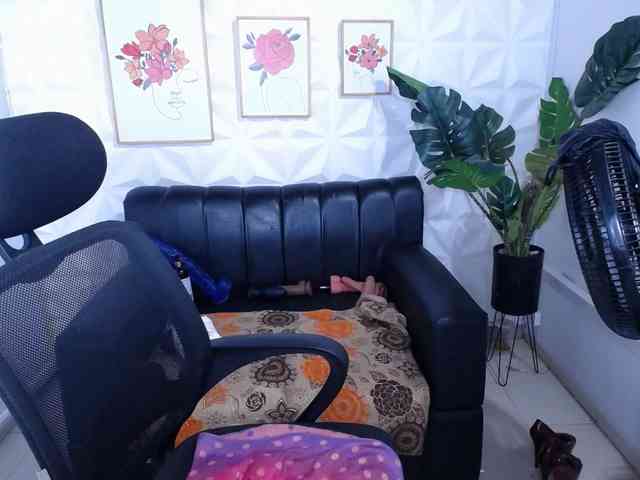 Valentina-mature webcam