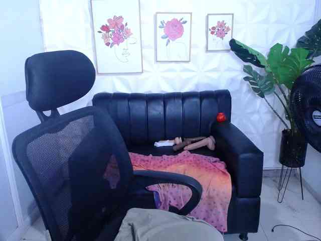 Valentina-mature webcam