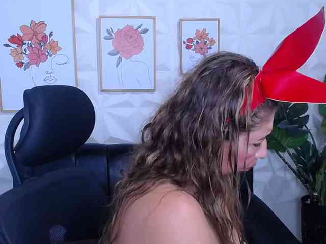 Valentina-mature webcam