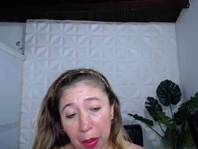 Valentina-mature webcam