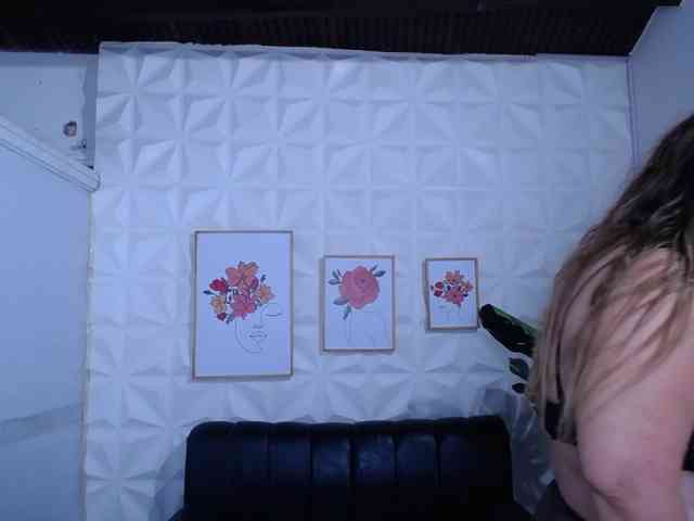 Valentina-mature webcam