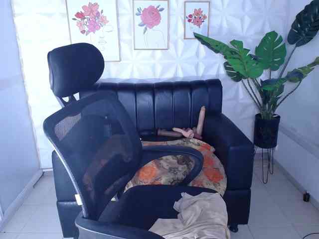 Valentina-mature webcam